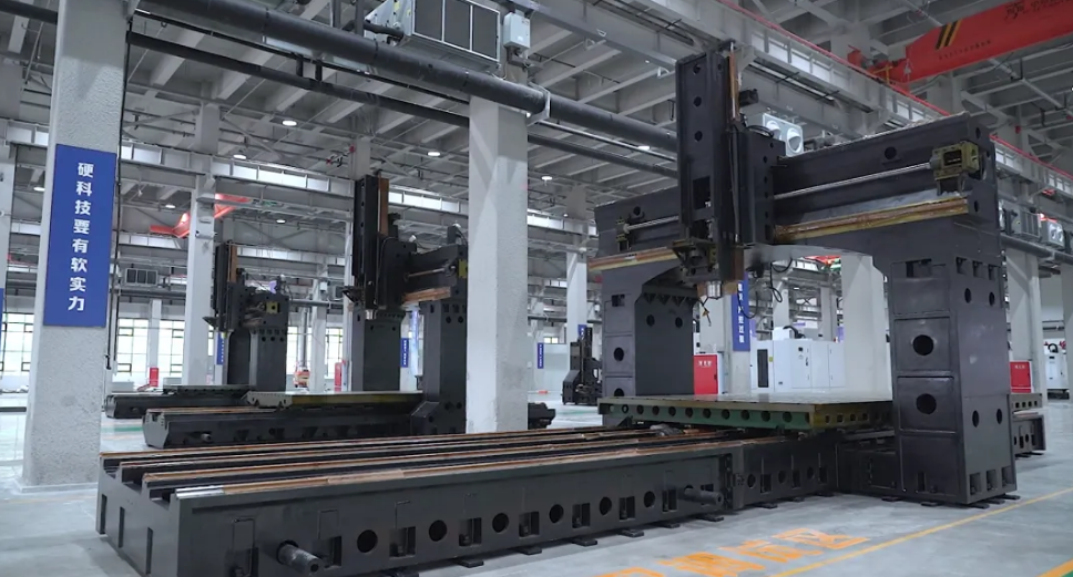 汉墨 MCV-1020BA 立式综合加工机 | 差异化结构设计  专项场景优化